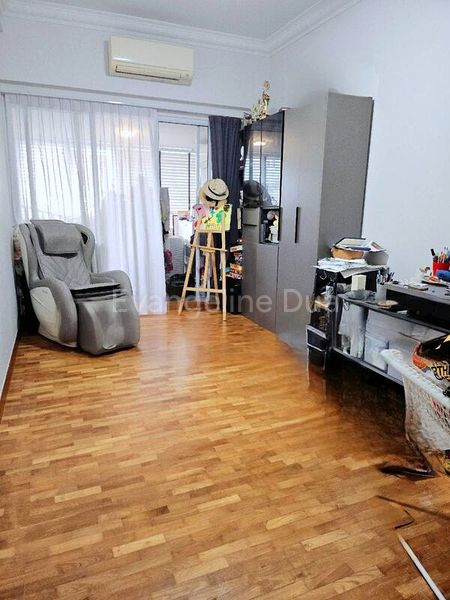 4 Room (4STD) HDB for Sale in  79 Chay Yan Street - Image 8